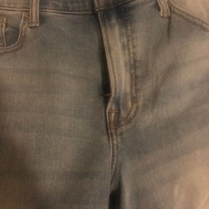 Lucky brand new pair of jeans Mid Rise Boyfriend